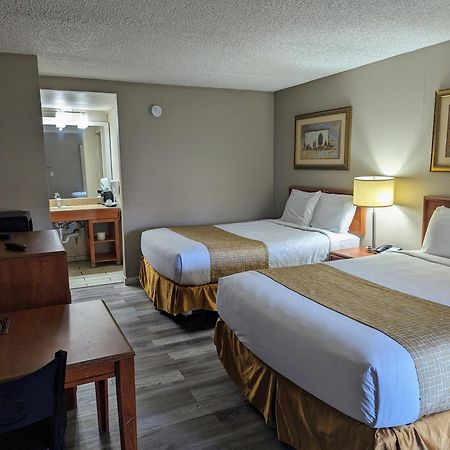 Travelodge By Wyndham פואבלו מראה חיצוני תמונה