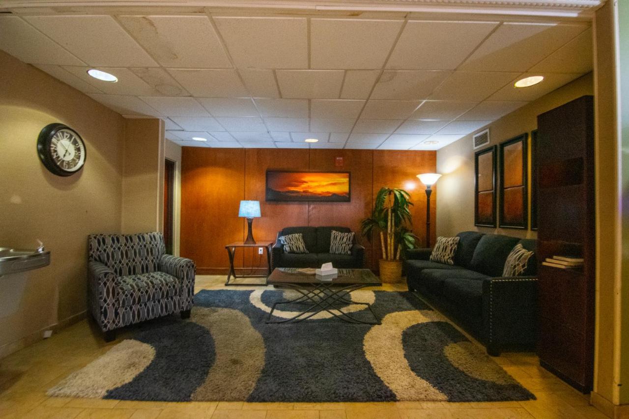 Travelodge By Wyndham פואבלו מראה חיצוני תמונה